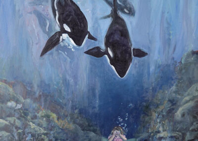 Ölgemälde von Katrin Göldner: Ein kleines Kind in einem rosa Badeanzug steht auf dem Meeresgrund, während über ihm eine Gruppe großer Orcas (Schwertwale) durch das blau-violette Wasser gleitet.